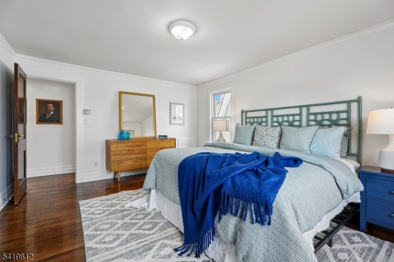 39 Boyden Ave