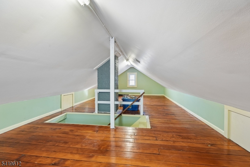 39 Boyden Ave