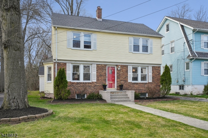 39 Boyden Ave