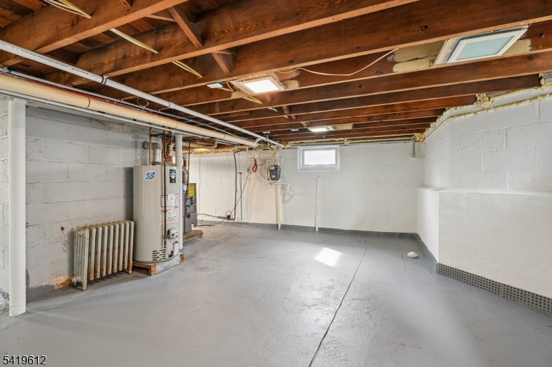 39 Boyden Ave