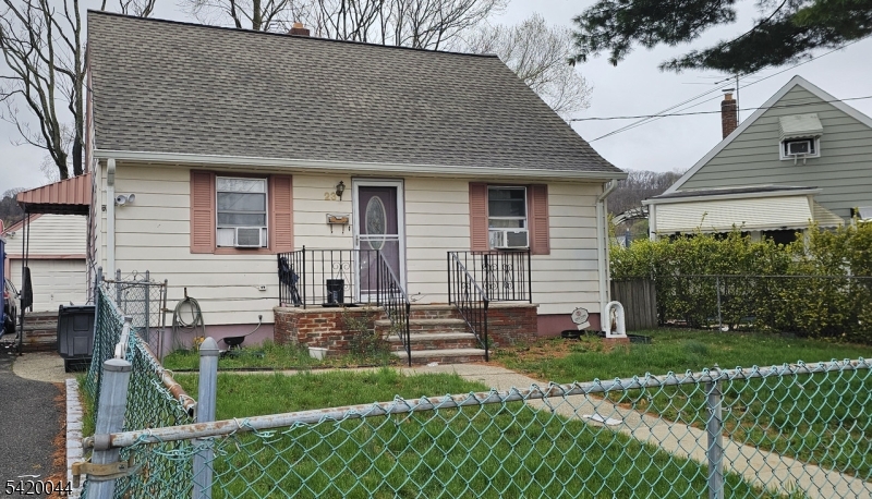 23 Colonial Ave Cv #1