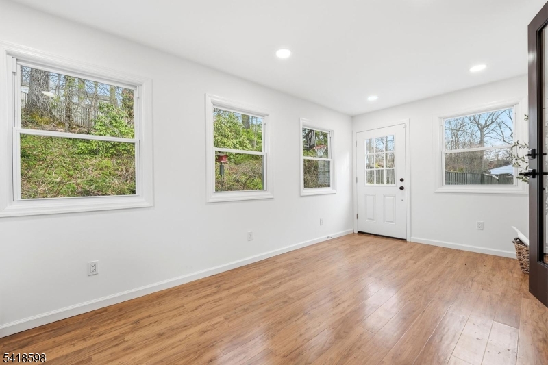 1474 Deer Path