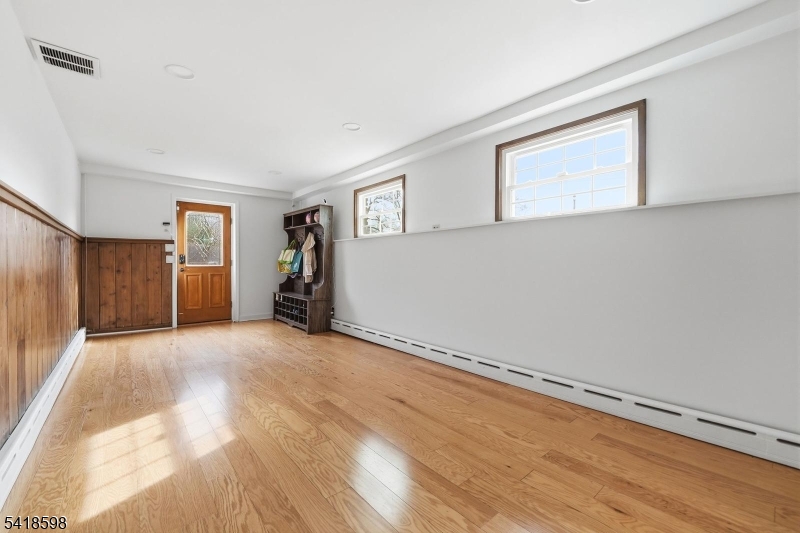 1474 Deer Path