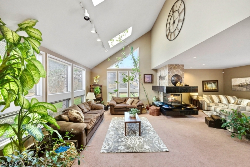 447 Rockaway Valley Rd