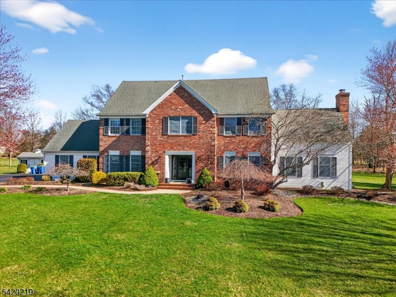 111 Red Oak Way