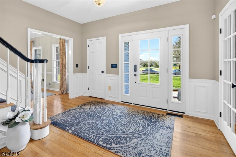111 Red Oak Way