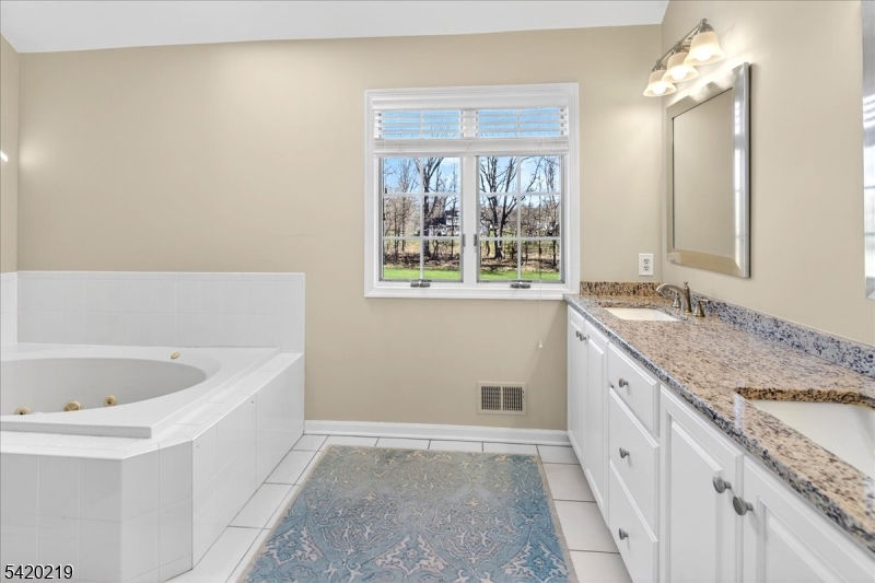 111 Red Oak Way