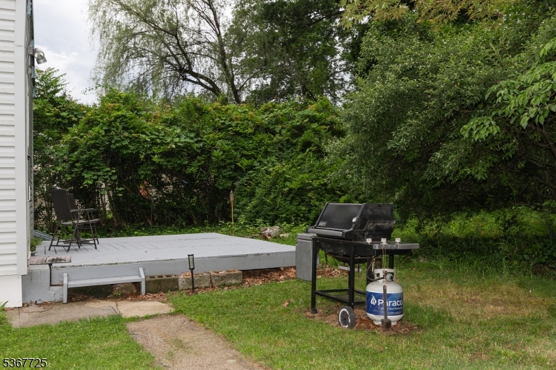 15 Blakely Ave