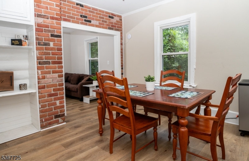 15 Blakely Ave