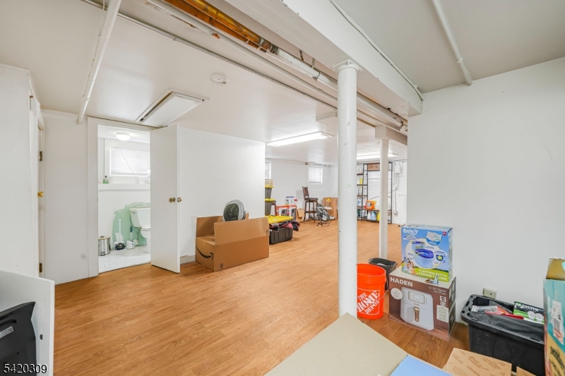 6 Franklin Ave