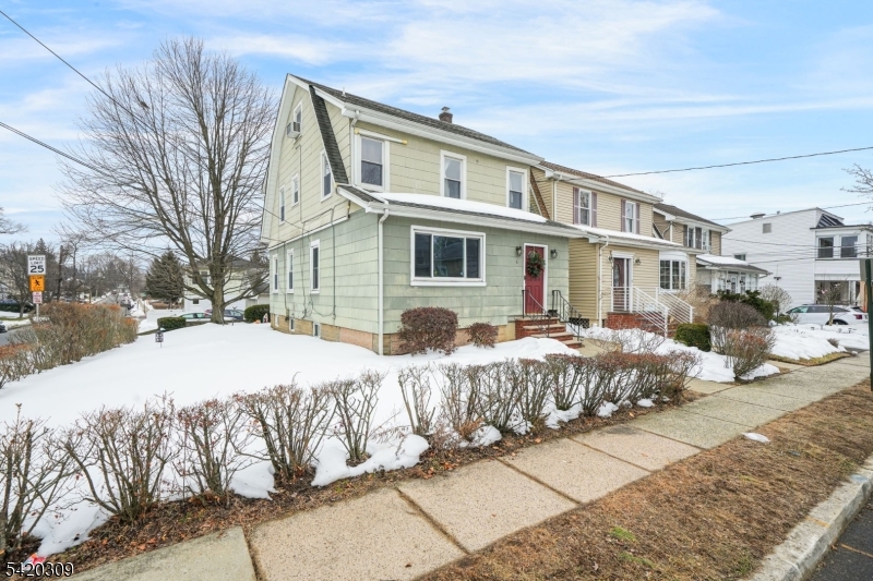 6 Franklin Ave