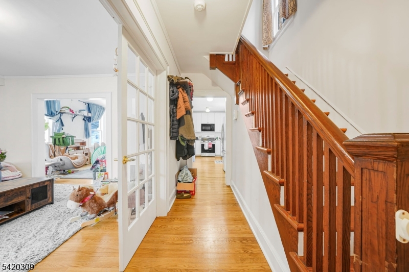 6 Franklin Ave