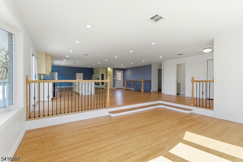2 Rossi Dr