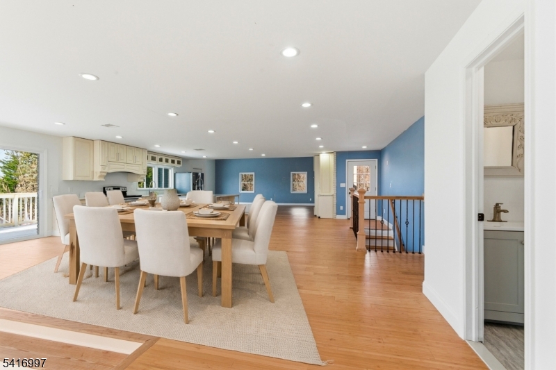 2 Rossi Dr