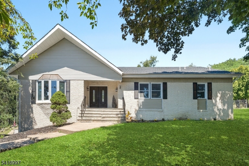 2 Rossi Dr