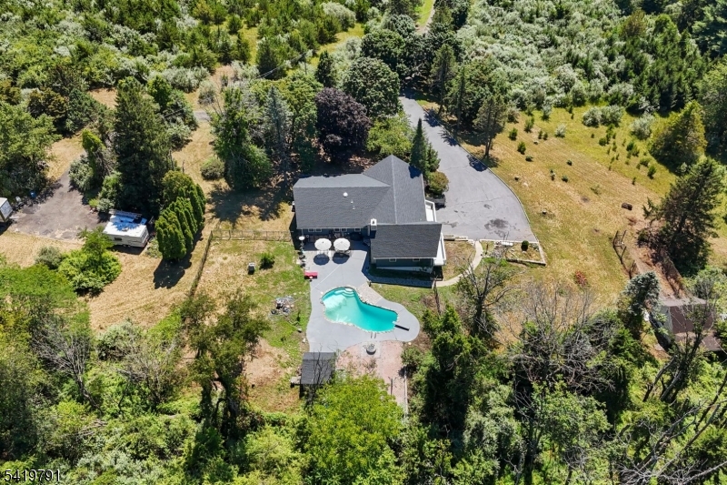 2 Rossi Dr