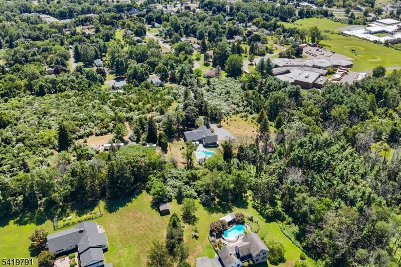 2 Rossi Dr