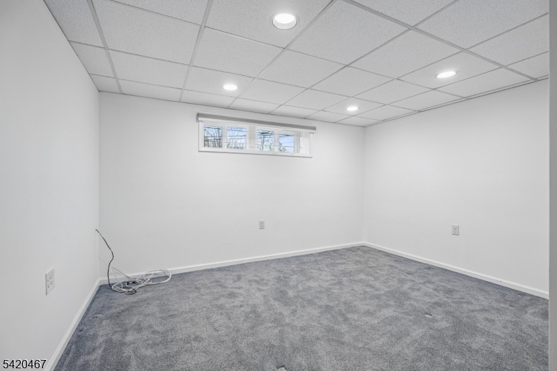 17 Arverne Rd