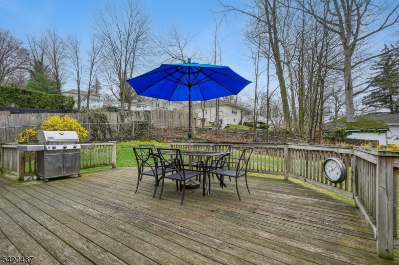 17 Arverne Rd