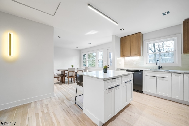 132 Upper High Crest Dr