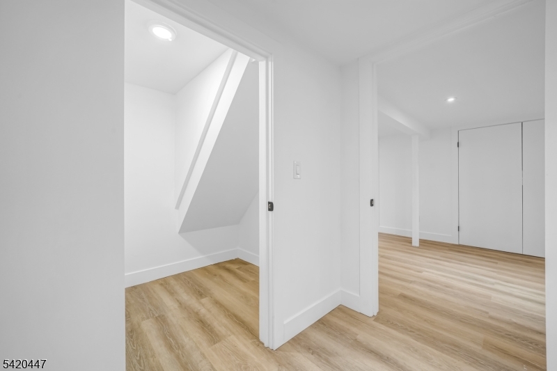 132 Upper High Crest Dr