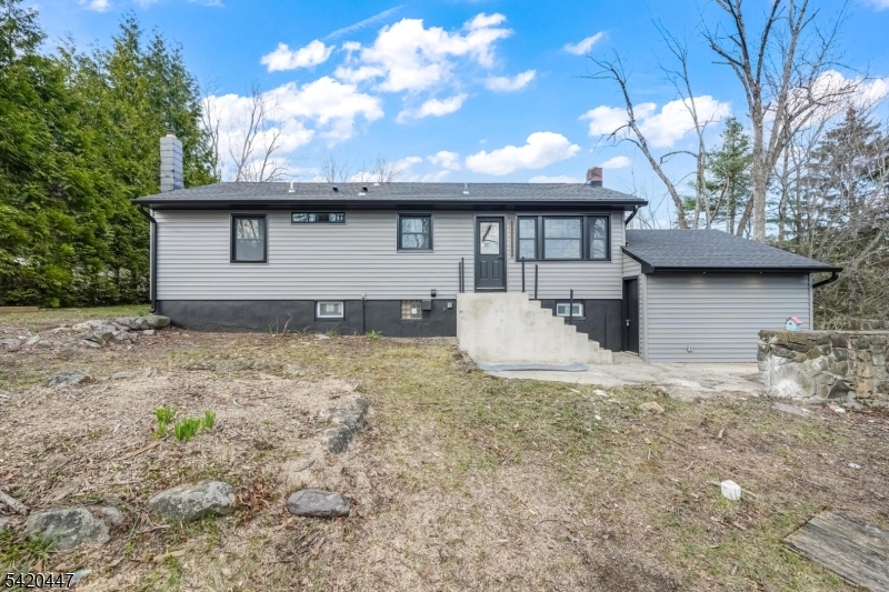 132 Upper High Crest Dr