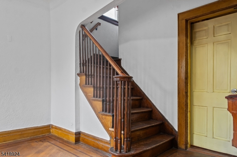 315 Meeker Ave