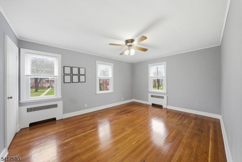 294 Park Ave