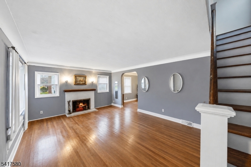 294 Park Ave