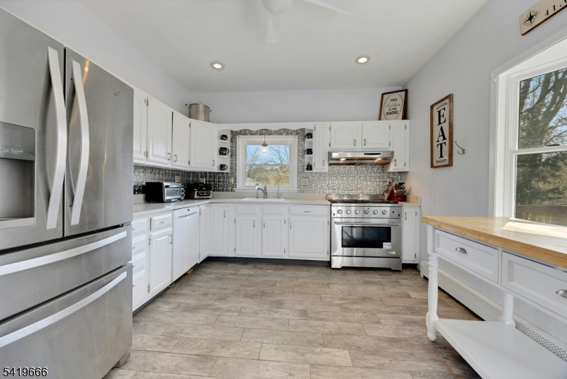 172 Yawpo Ave