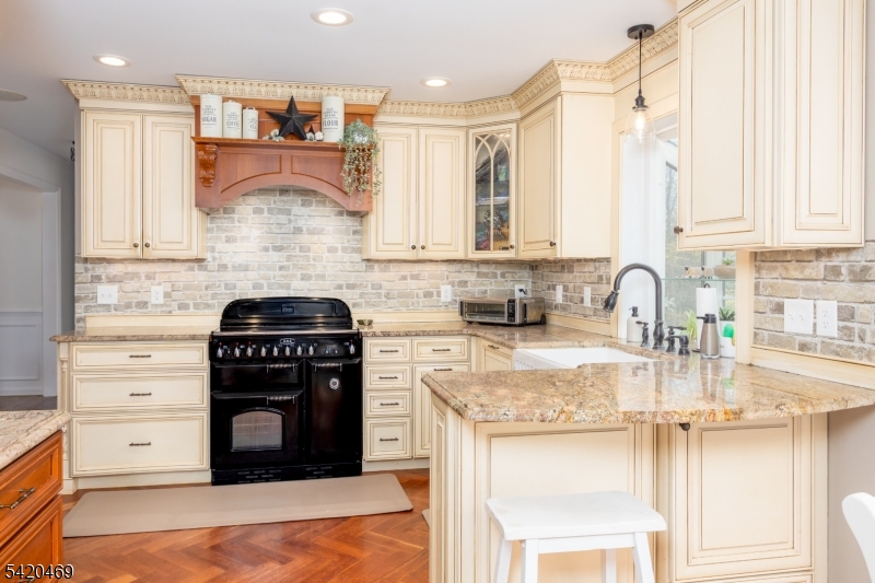 122 Forest Dr
