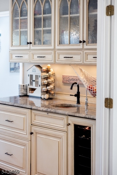 122 Forest Dr