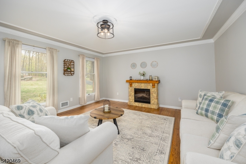 122 Forest Dr