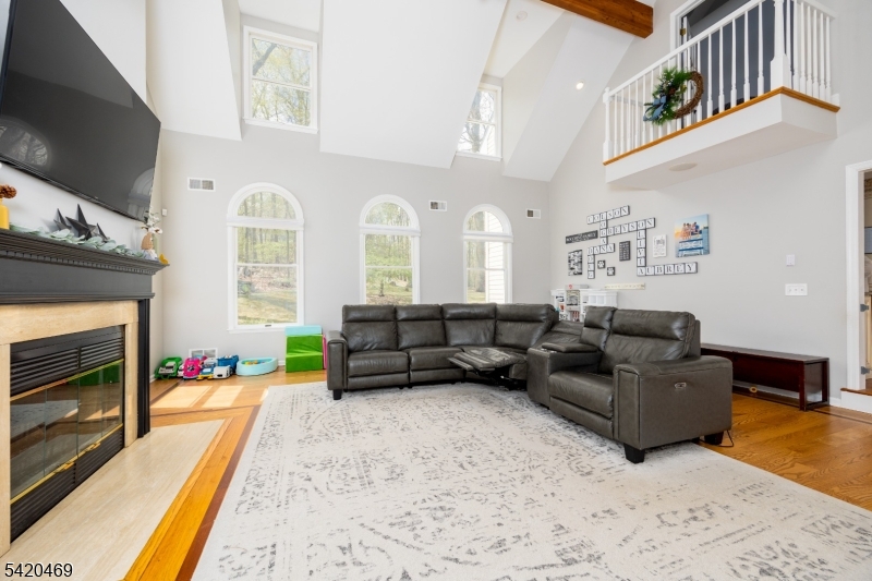 122 Forest Dr