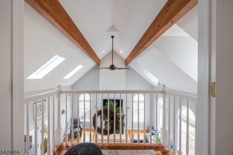 122 Forest Dr