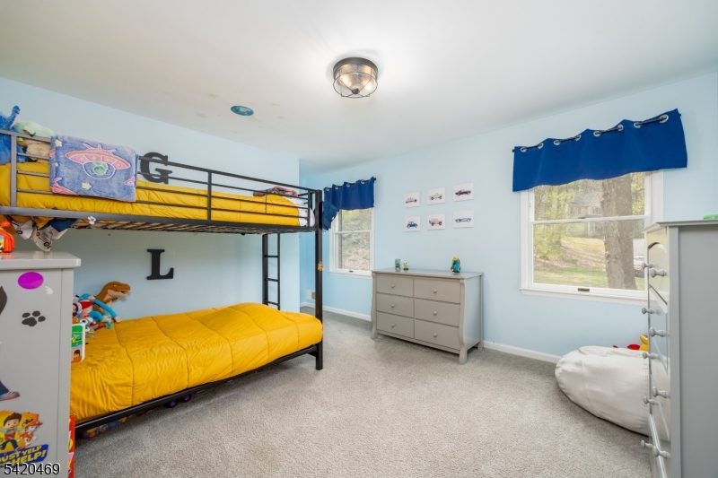 122 Forest Dr