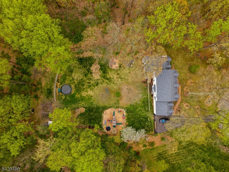 122 Forest Dr