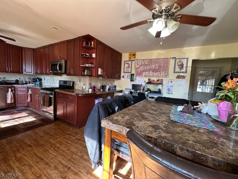 5 Brookside Ave