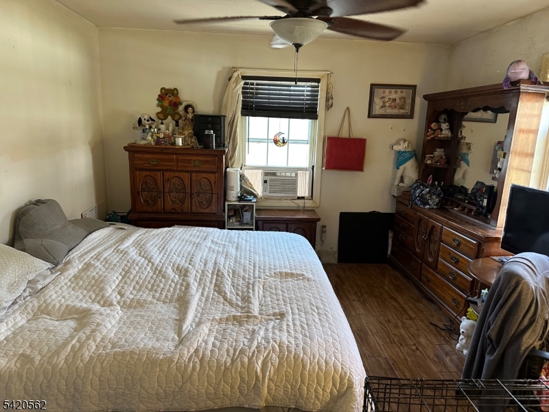 5 Brookside Ave