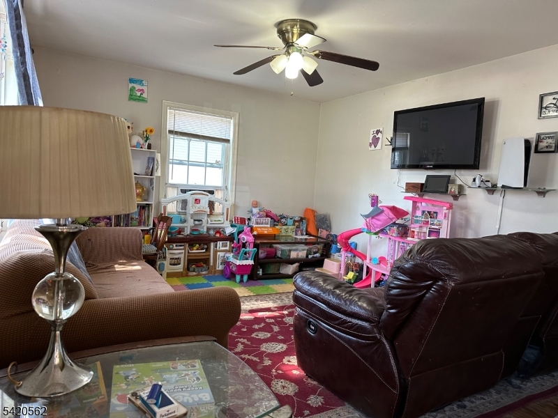 5 Brookside Ave