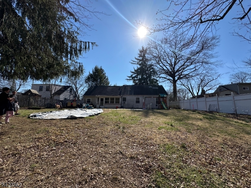 5 Brookside Ave