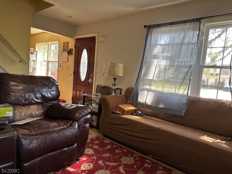 5 Brookside Ave