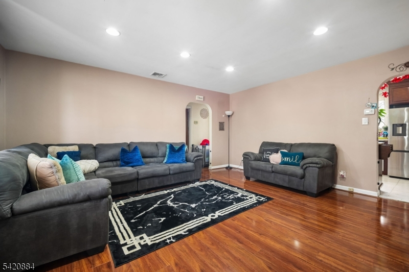582 Belmont Ave
