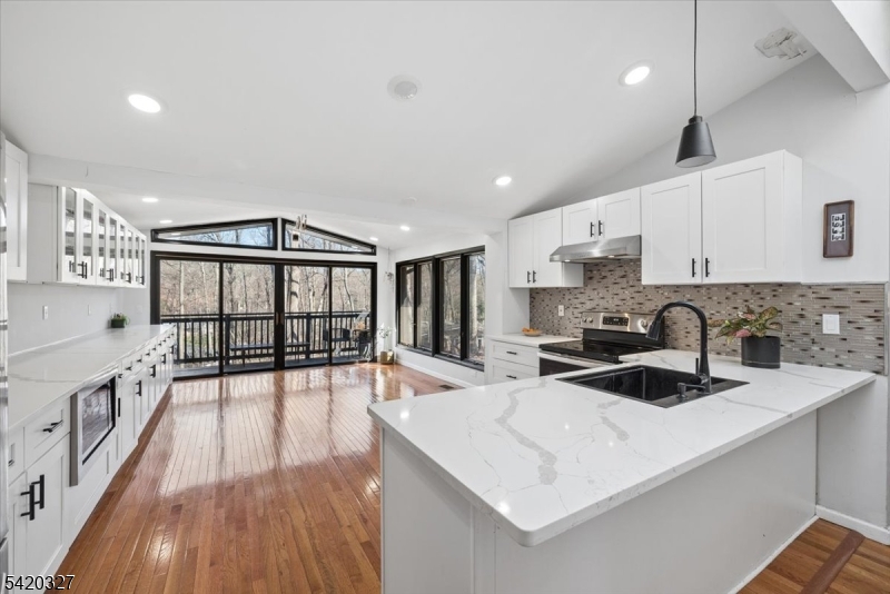 2 Audubon Dr