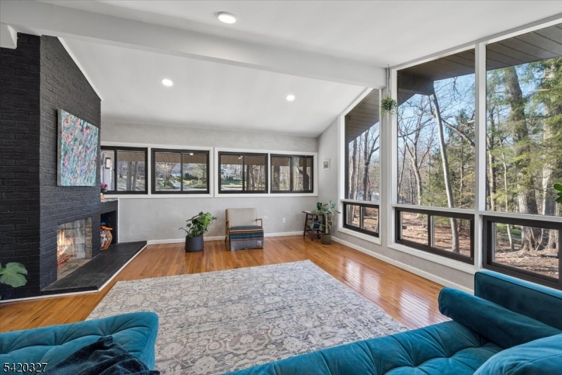 2 Audubon Dr