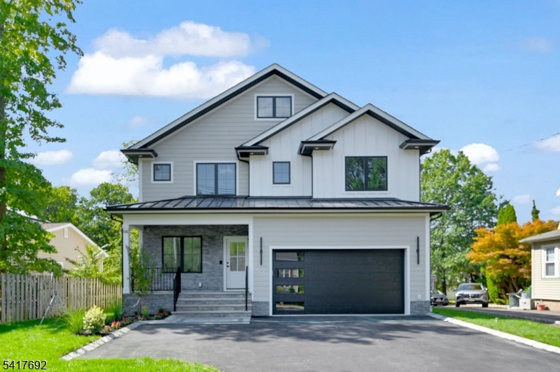 94 E Cedar St