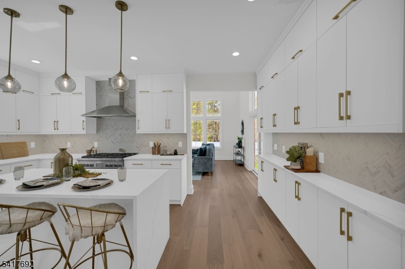 94 E Cedar St