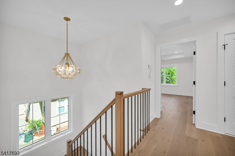 94 E Cedar St