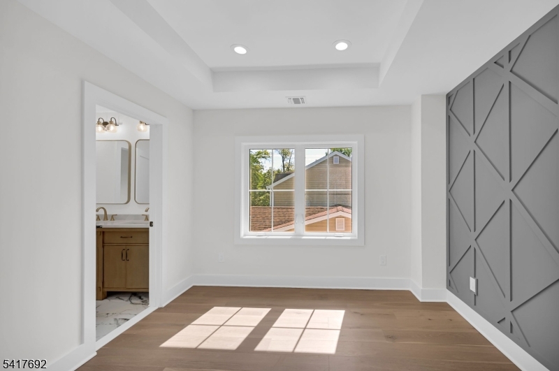 94 E Cedar St