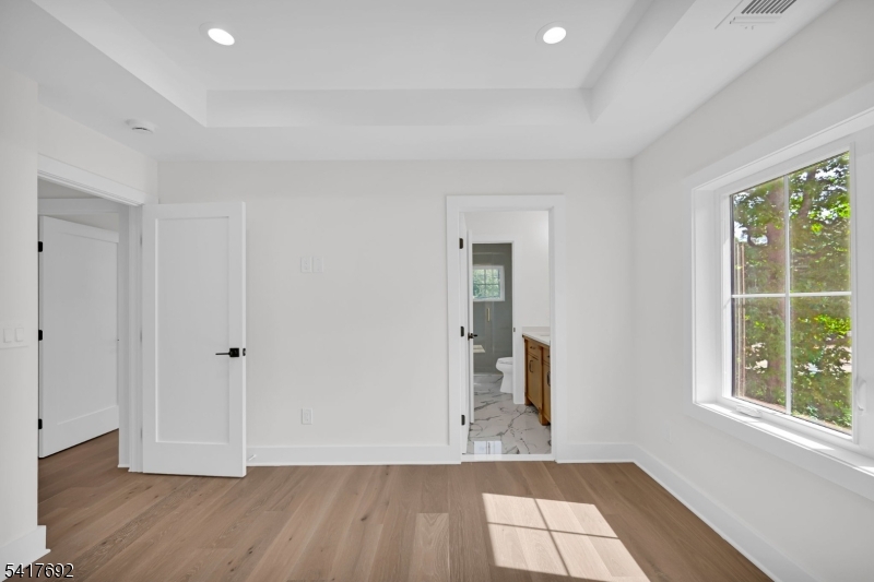 94 E Cedar St